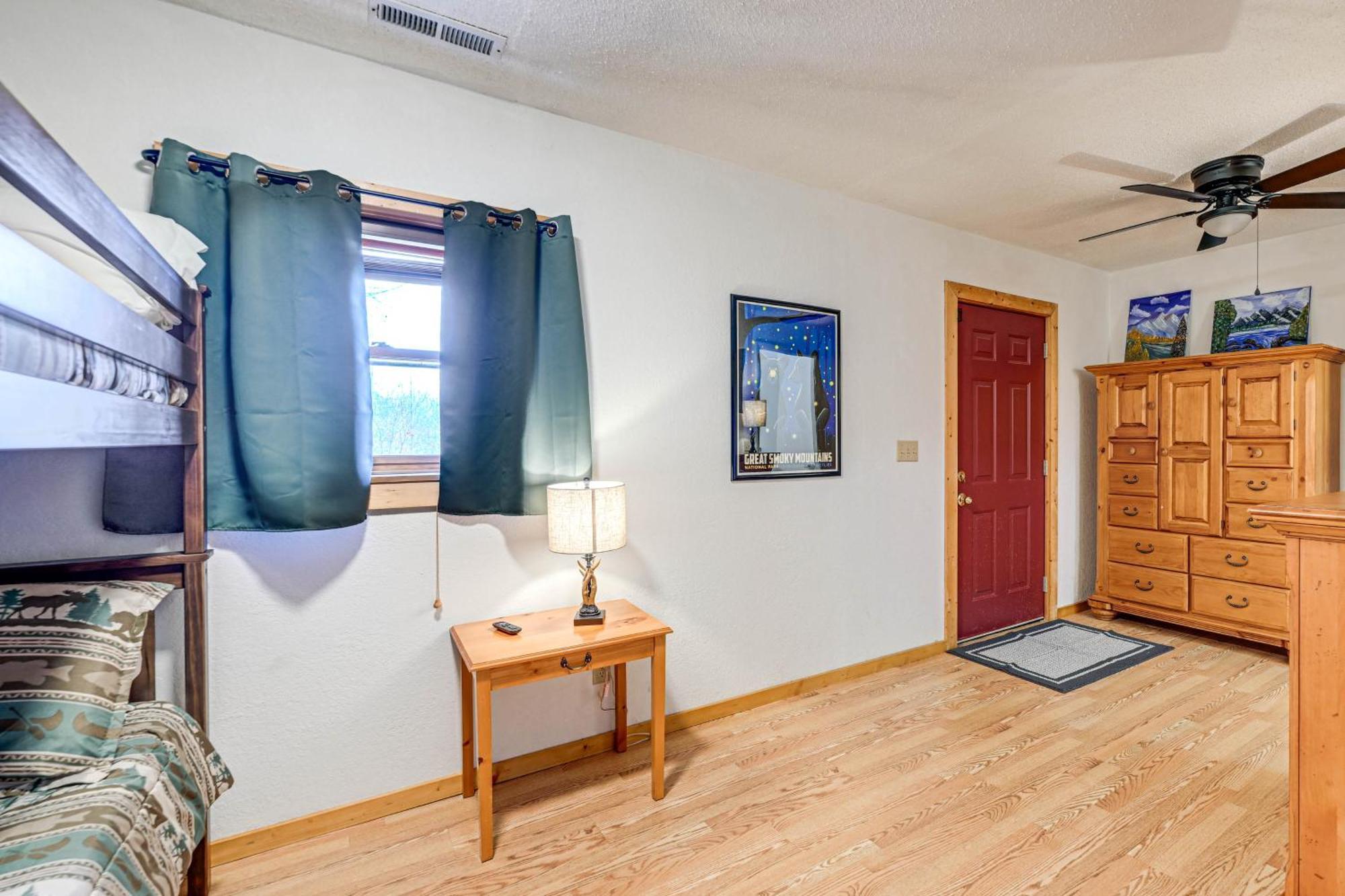 Bryson City Cabin With Hot Tub, Views And Pool Table! Esterno foto