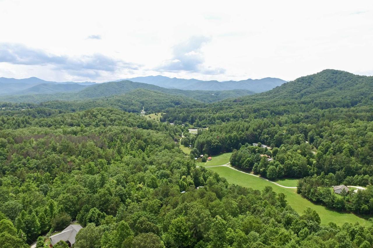 Bryson City Cabin With Hot Tub, Views And Pool Table! Esterno foto